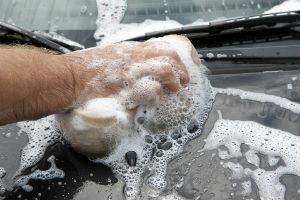Где нельзя мыть машину по закону
